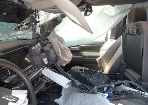 2024 Chevrolet Silverado 1500 4Wd Short Bed Lt Trail Boss from USA, damaged, VIN 3GCUDFEL2RG356518